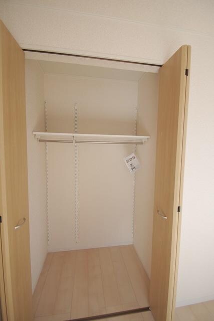 クレイドルガーデン厚木市山際第２６の物件内観写真