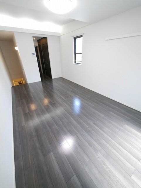 フォンターナ・コートの物件内観写真