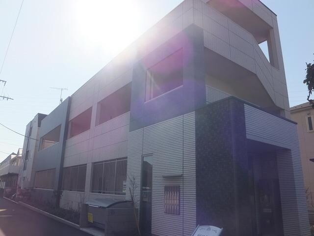 グランドゥールの物件外観写真