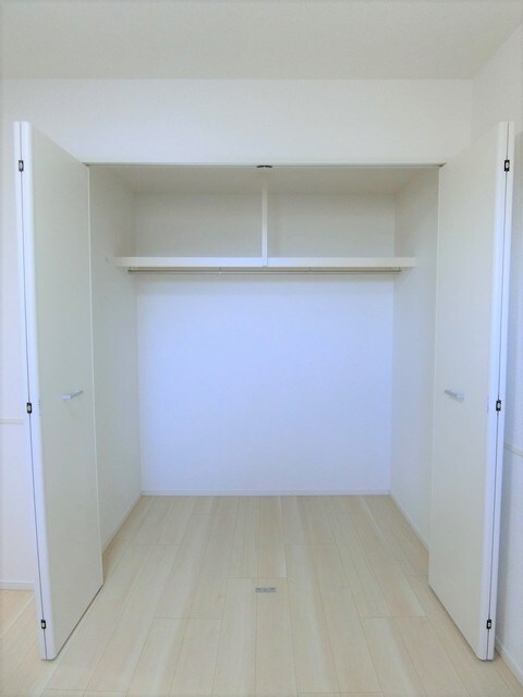 シュトラーレ　八日町の物件内観写真