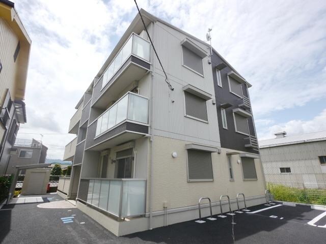 アストンガーデンの物件外観写真