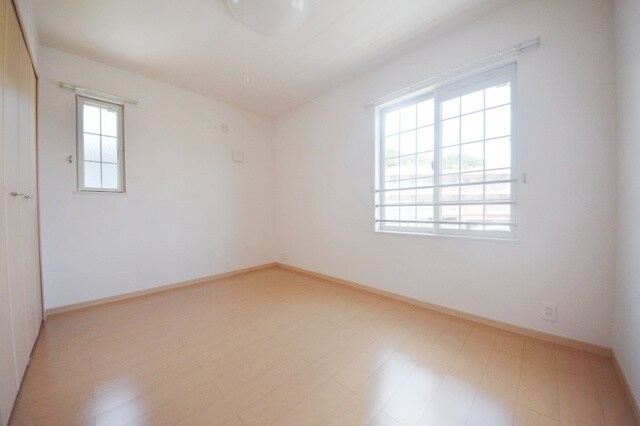 グレイスガーデンの物件内観写真