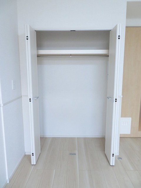 グランシャテーネの物件内観写真