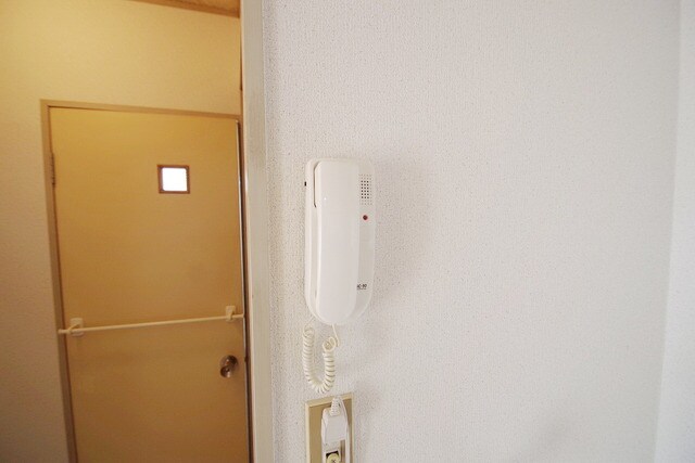 ニュークレセントビルの物件内観写真