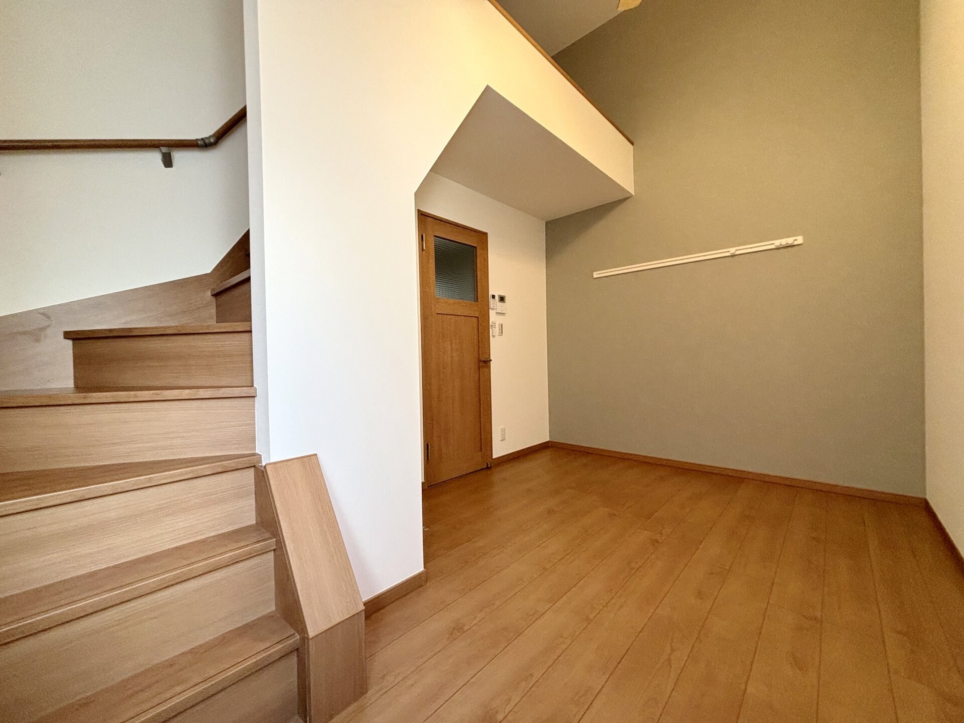 sri Pullanna Ikutaの物件内観写真