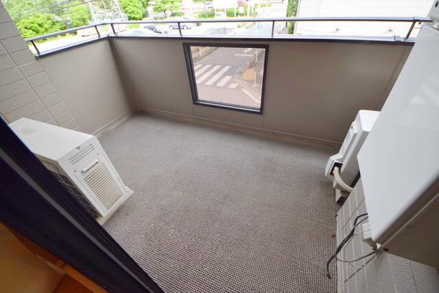 ファミリーカーサの物件内観写真