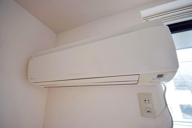 ファミリーカーサの物件内観写真