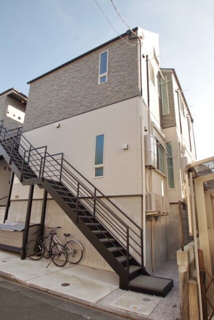 アザーレ・パッシオ生田Aの物件外観写真