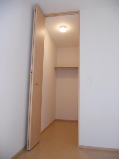 アブラメンタウンBの物件内観写真