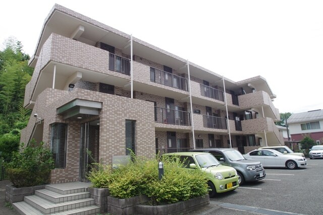 コンフォールクレールの物件外観写真