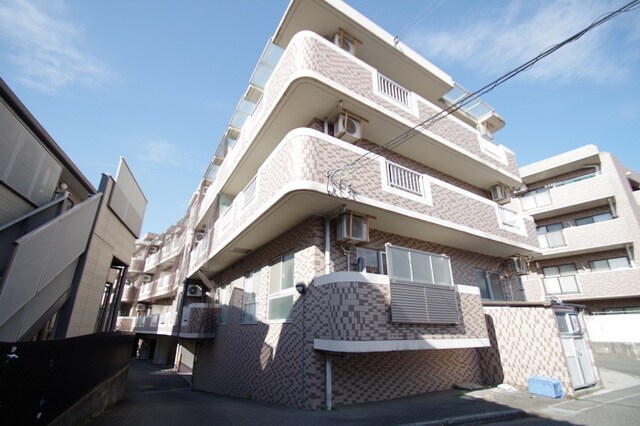 レフォール登戸の物件外観写真