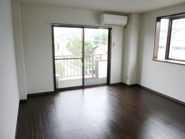 リバーサイド多摩川の物件内観写真