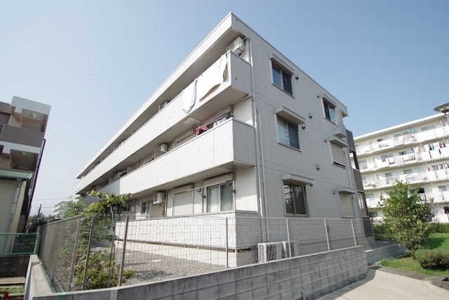 マリアエレナの物件外観写真