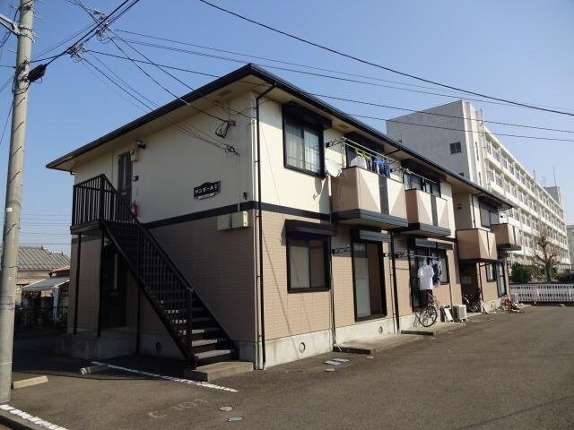 サンモールＣの物件外観写真