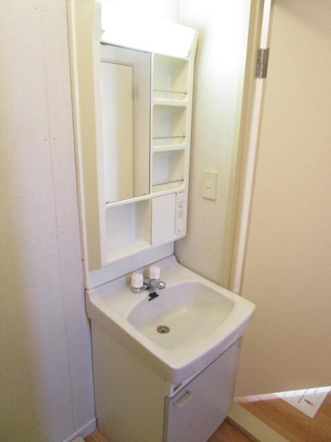 ヴィラ・エクレールAの物件内観写真