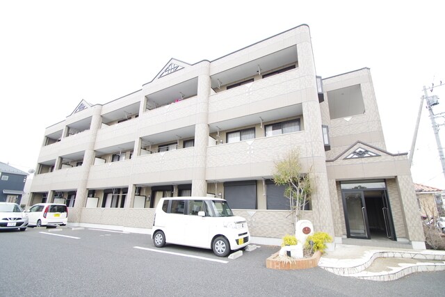 ヴァンベールの物件外観写真