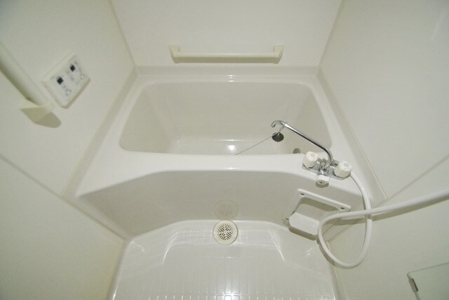 レオネクストアベニール鳥海の物件内観写真