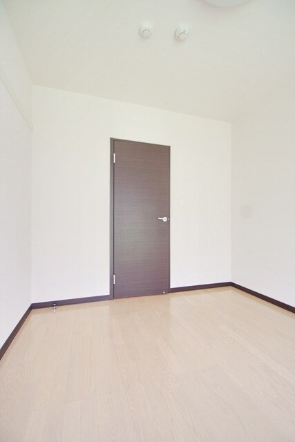 レオネクストアベニール鳥海の物件内観写真