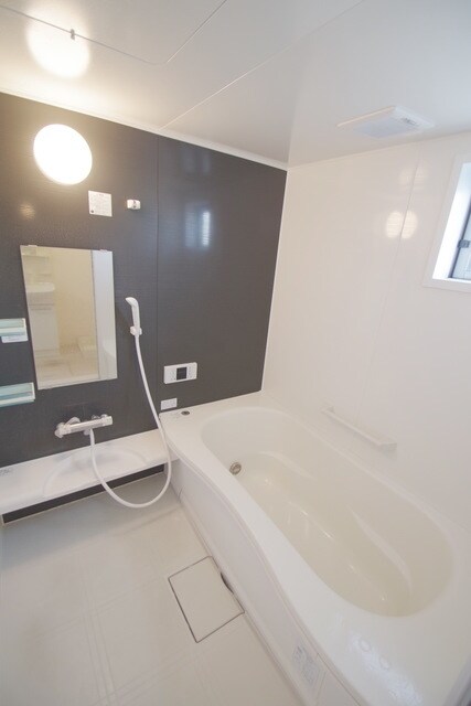 ジュネス中河原の物件内観写真