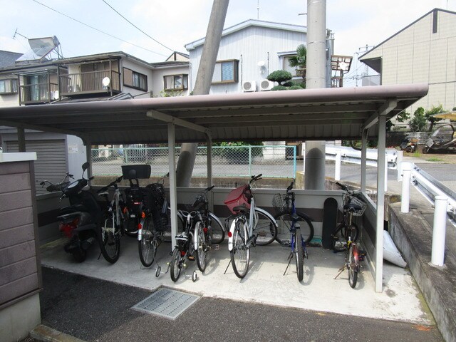 ニューパークの物件内観写真