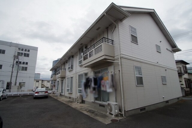 ドミールシャルムの物件外観写真