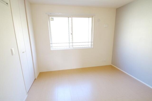 ドエルＥＢＩＮＡの物件内観写真