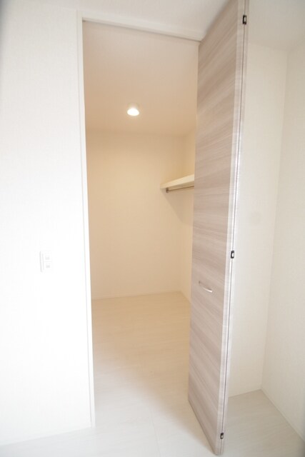 ロイヤルテラスの物件内観写真