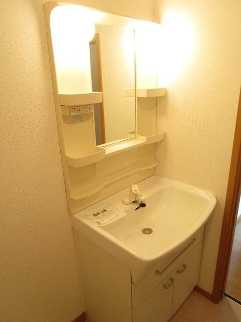 ラ・セラ・イーストの物件内観写真