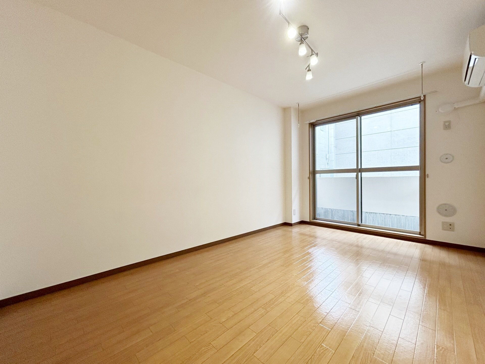 豊年・カモミールの物件内観写真