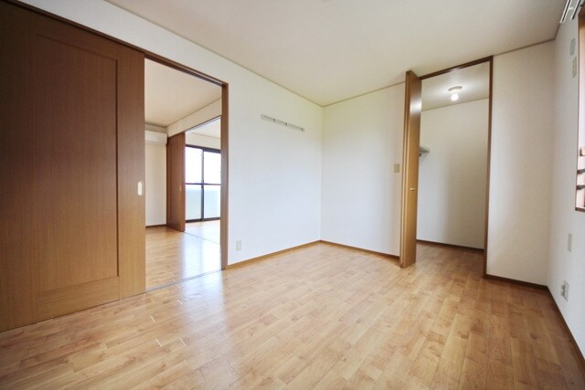 キャメリア・コートの物件内観写真