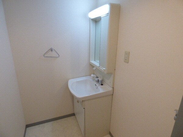 メゾンエトワールの物件内観写真