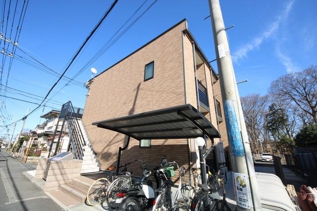 レオネクストショールマーシュIIの物件外観写真