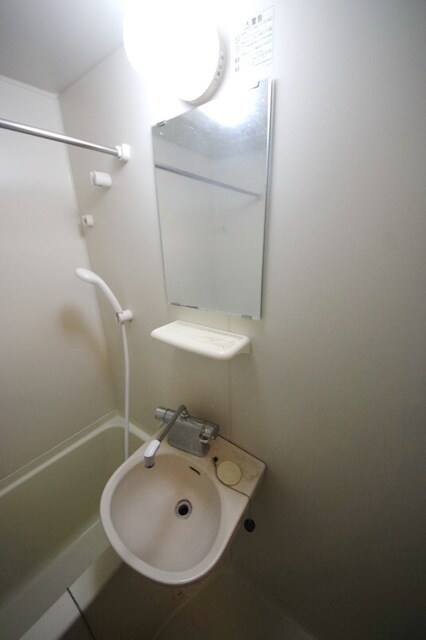 レオパレスフォレストフラワーの物件内観写真