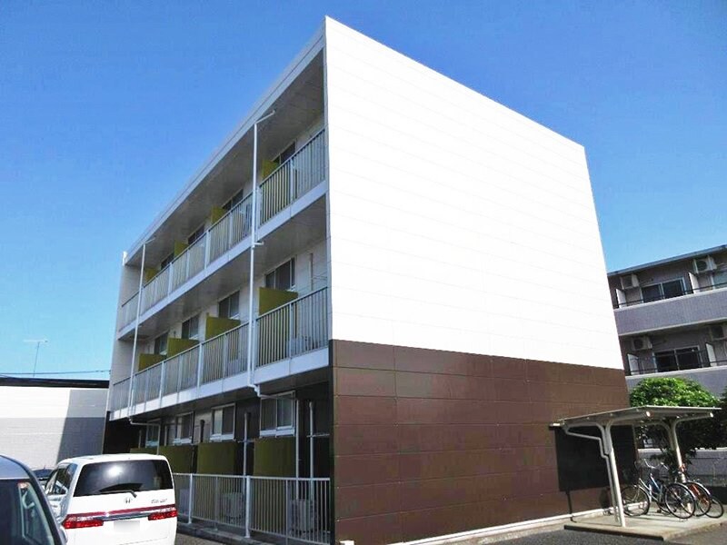 レオパレス小町Ａの物件外観写真