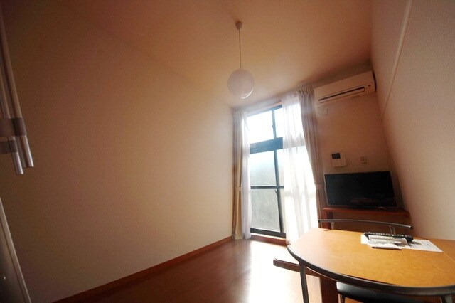 レオパレスセレブレイションの物件内観写真