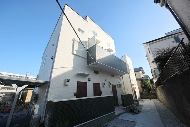 セレステ長津田の物件外観写真