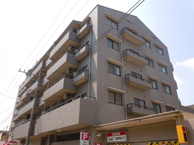 サザントゥリーIIの物件外観写真