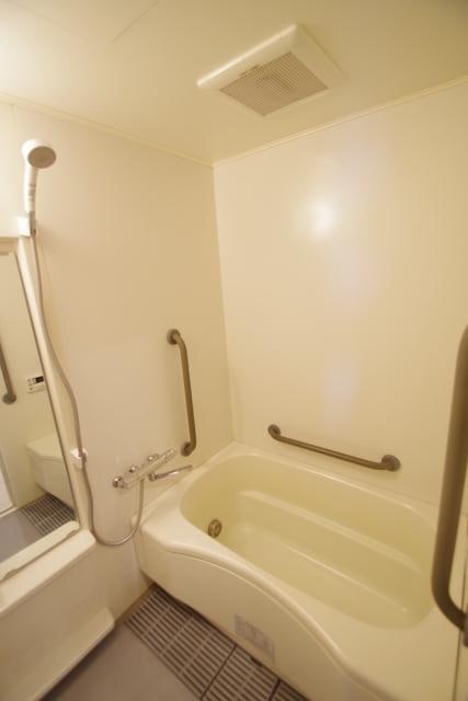 サザントゥリーIIの物件内観写真