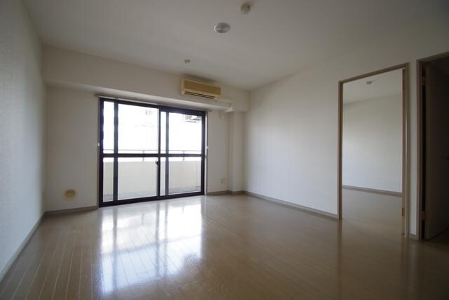 サザントゥリーIIの物件内観写真