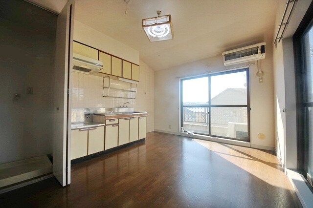 サニーテラスいぶき野の物件内観写真