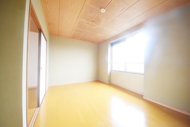 フジスカイマンションの物件内観写真