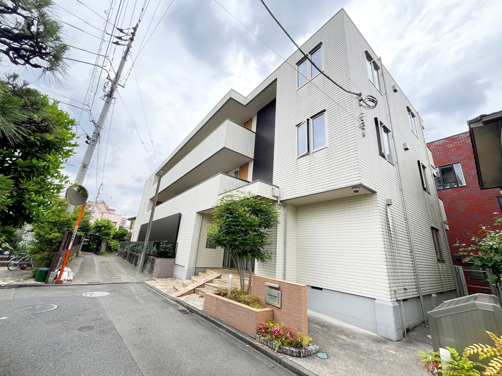 Ｇｒａｃｅ　Ｃｏｕｒｔの物件外観写真