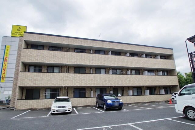 アンプルールフェールライムの物件外観写真