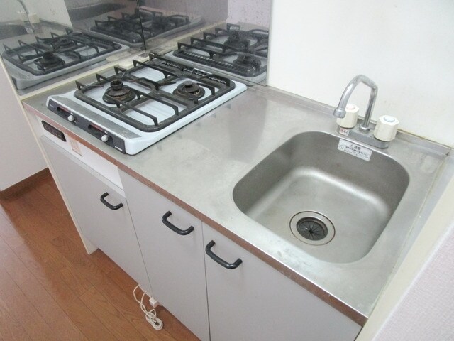 アンプルールフェールライムの物件内観写真