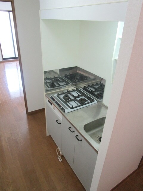 アンプルールフェールライムの物件内観写真