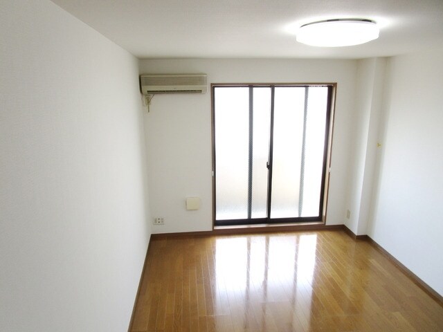 アンプルールフェールライムの物件内観写真