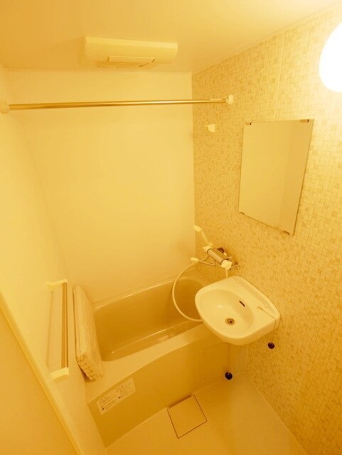 サイドガレージ矢部の物件内観写真