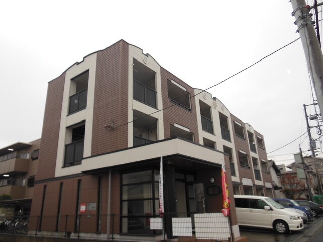 メゾンプリムローズの物件外観写真