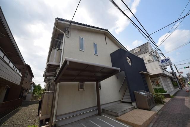 リリーレフアの物件外観写真