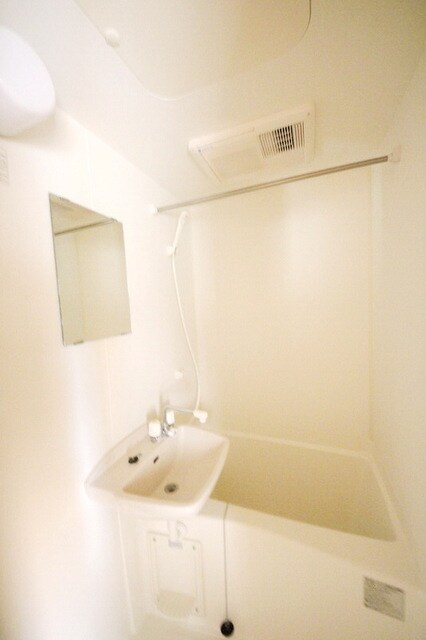 レオパレスエキノックスＢの物件内観写真